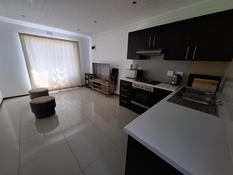 To Let 2 Bedroom Property for Rent in Hagley Western Cape